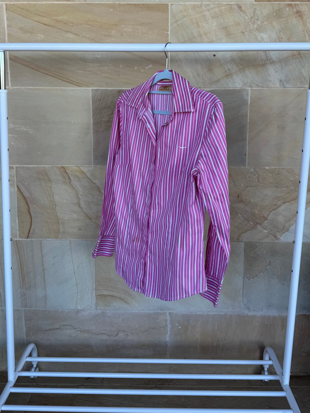R.M. WILLIAMS SHIRT 10