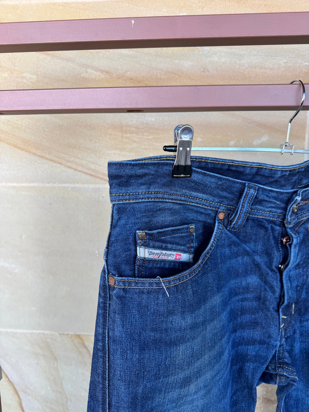 DIESEL INDUSTRY JEANS 32”