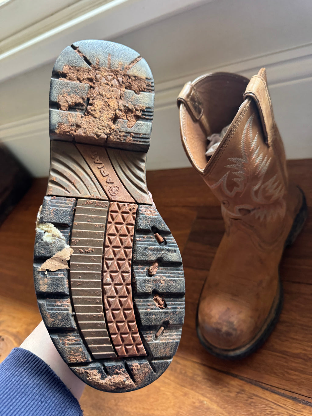 ARIAT BOOTS 37.5