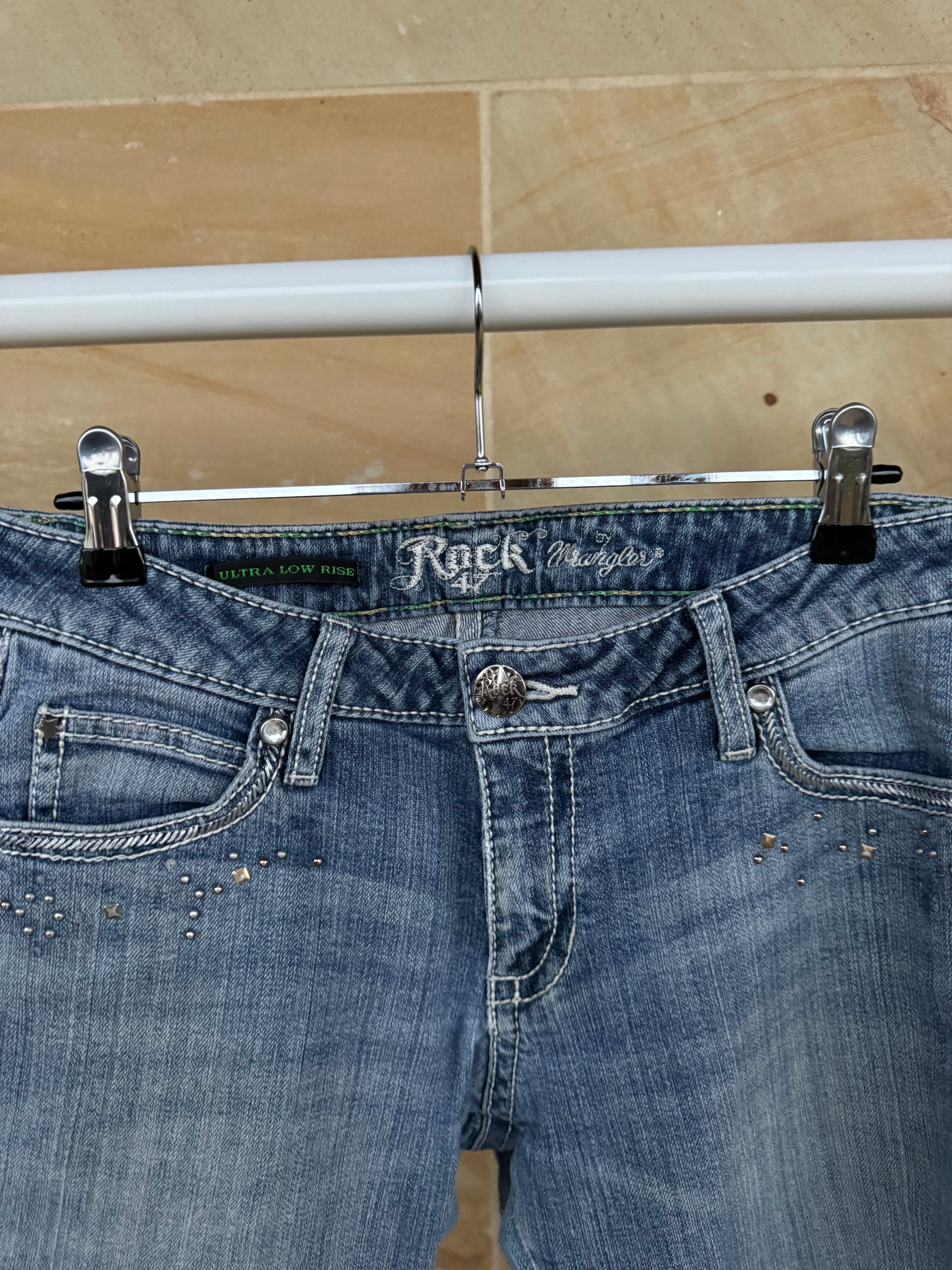 WRANGLER ROCK 47 LOW RISE JEANS 27/34