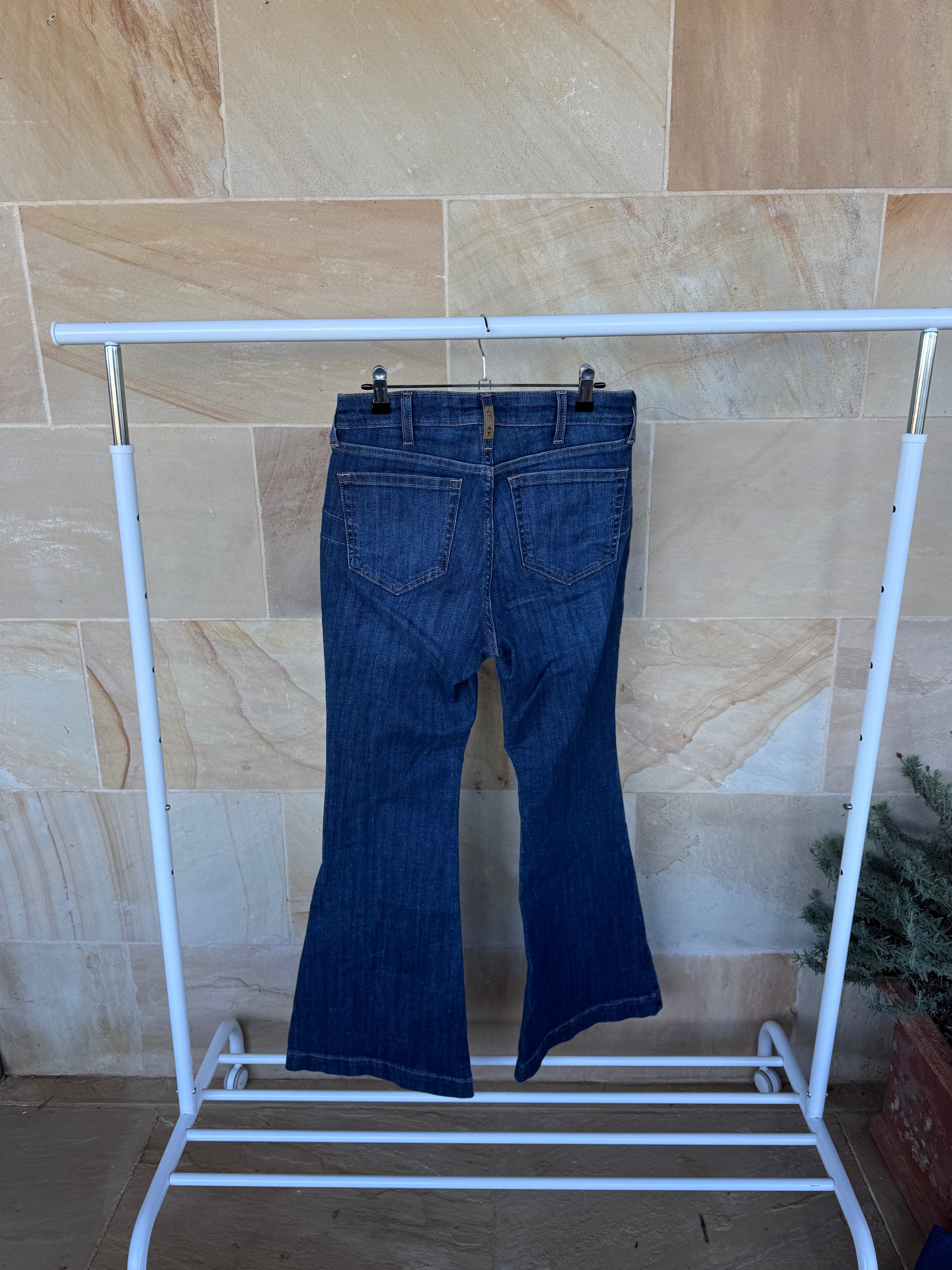 ARIAT FLARE JEANS 28S