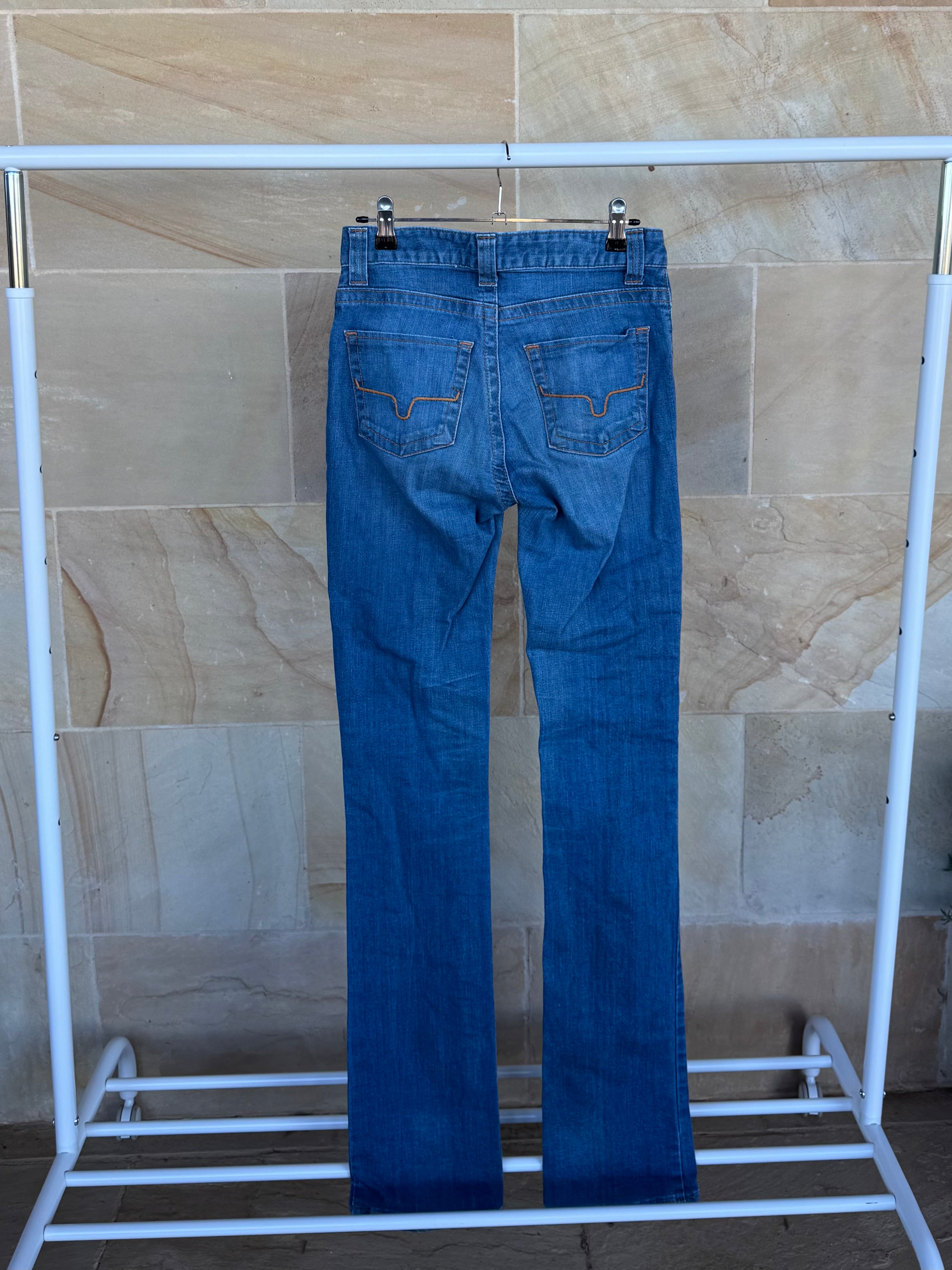 KIMES BETTY SEVENTEEN 0/36