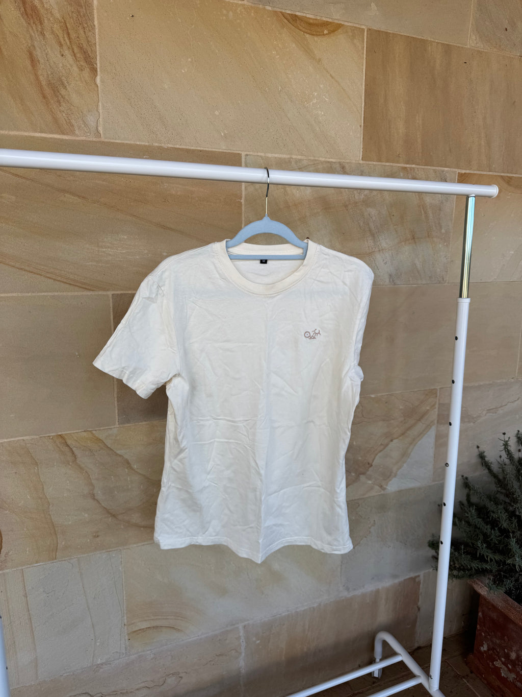 OUT WEST COUTURE T SHIRT M