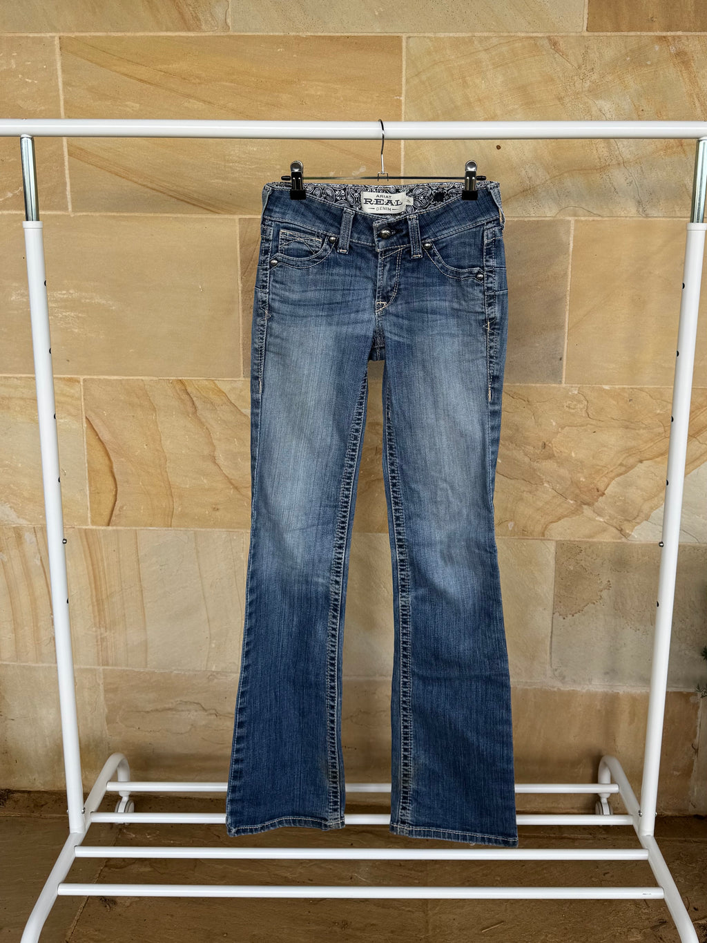 ARIAT JEAN 25L