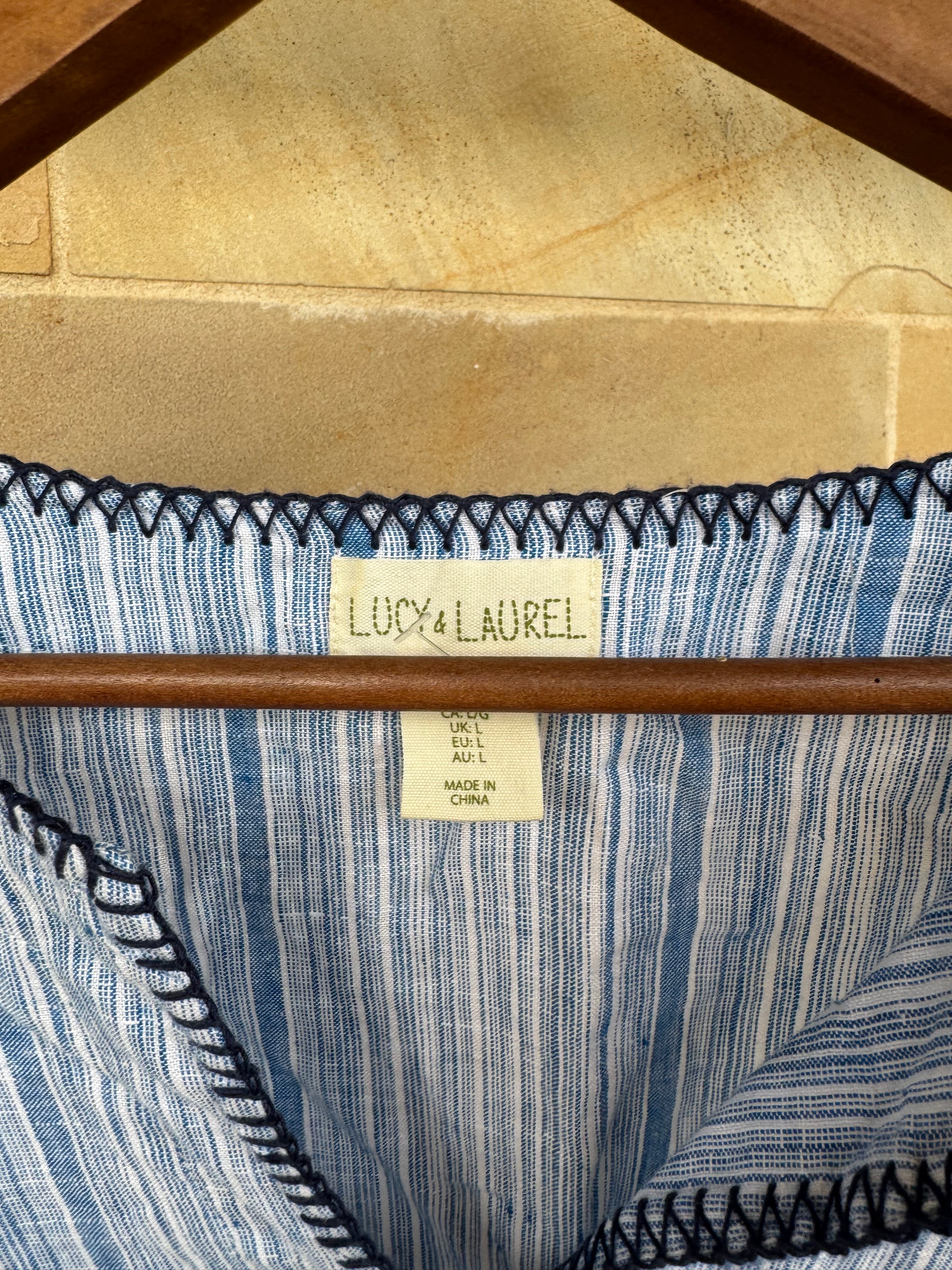 LUCY AND LAUREL BLOUSE L