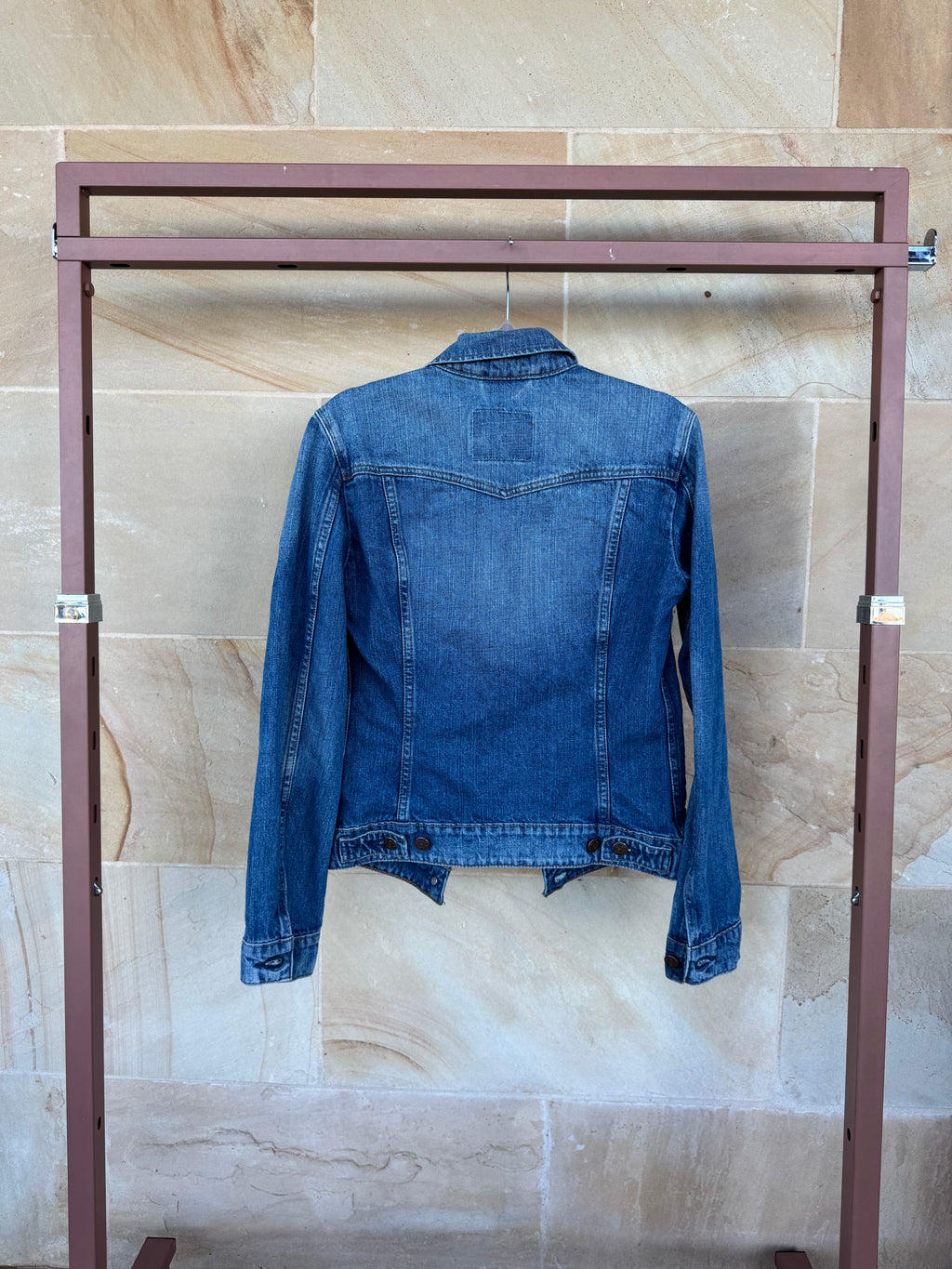LEVI’S DENIM JACKET XS