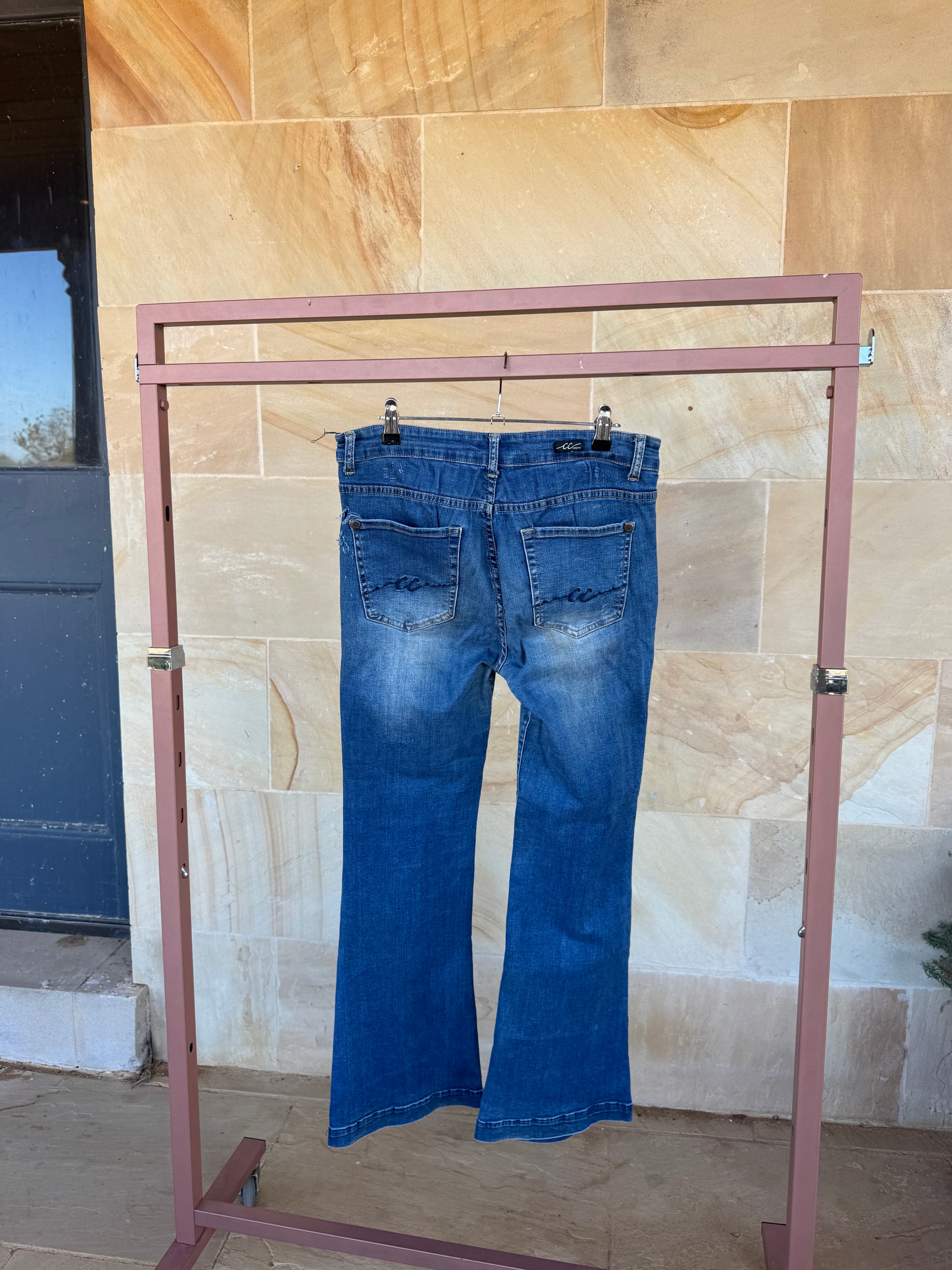 COWGIRL COUTURE UPCYCLING JEANS 30/32
