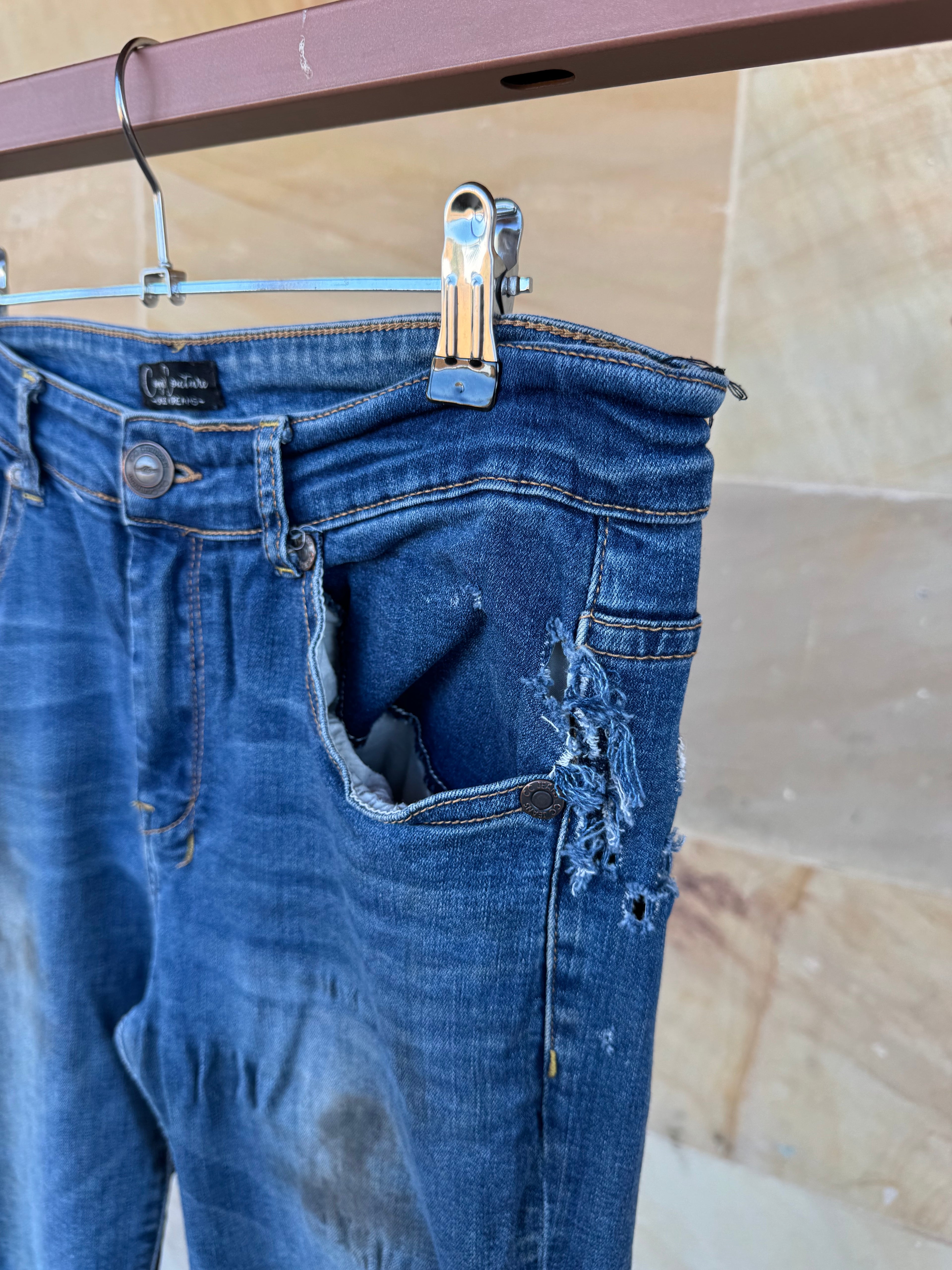 COWGIRL COUTURE UPCYCLING JEANS 30/32