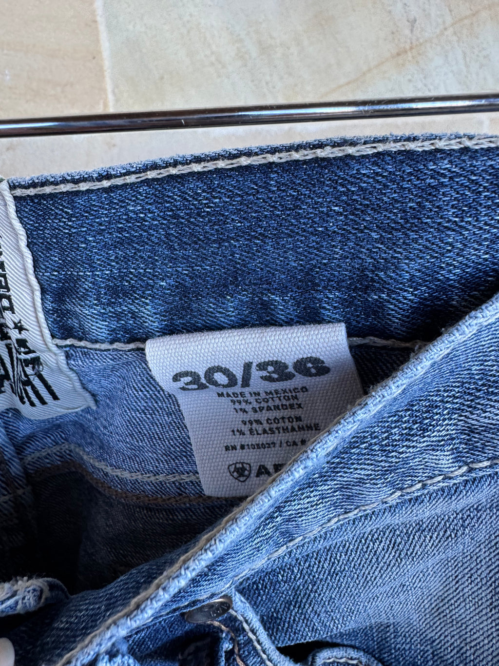 ARIAT MENS JEANS 30/36