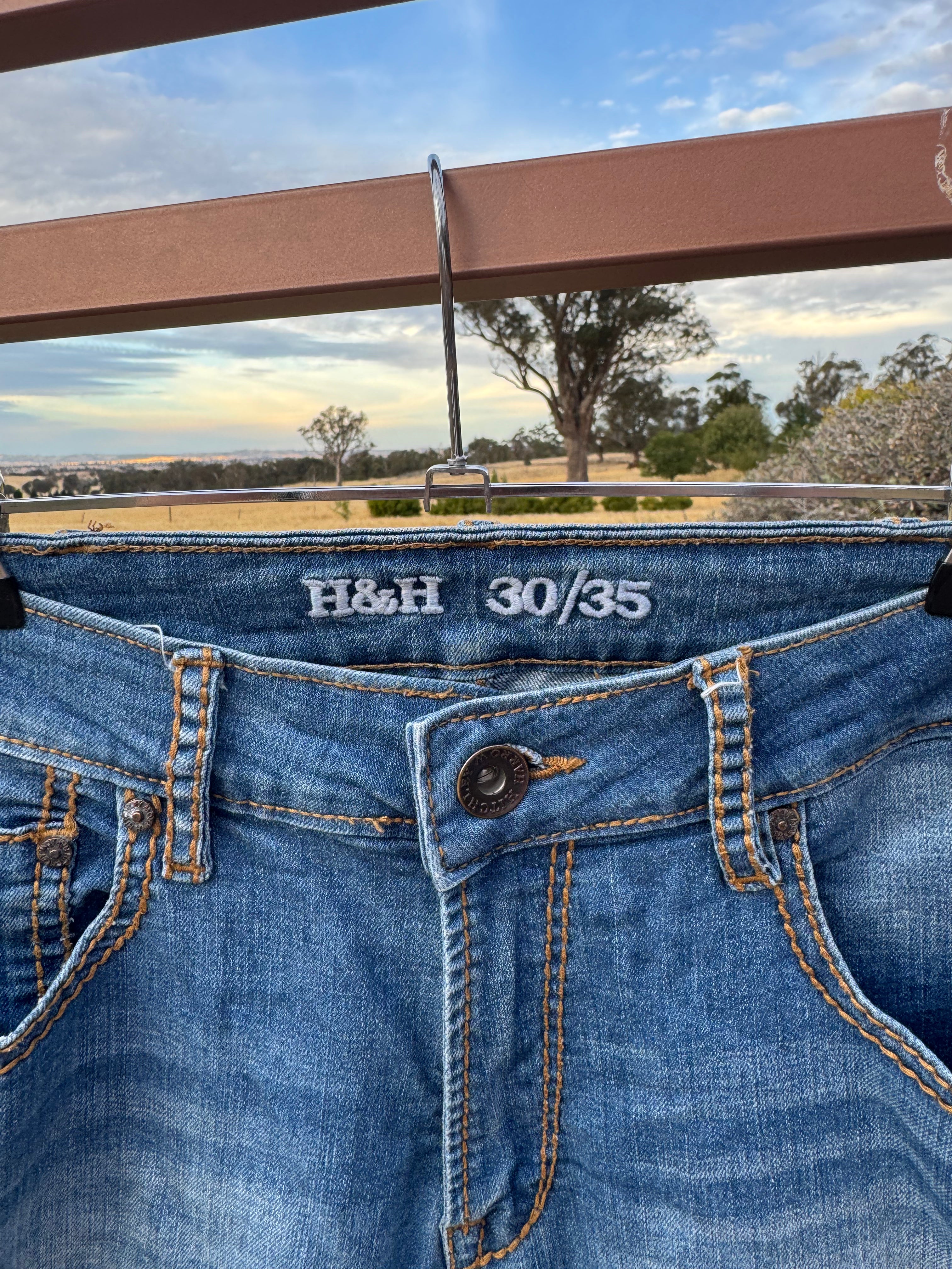 HITCHLEY AND HARROW JEANS 30/35