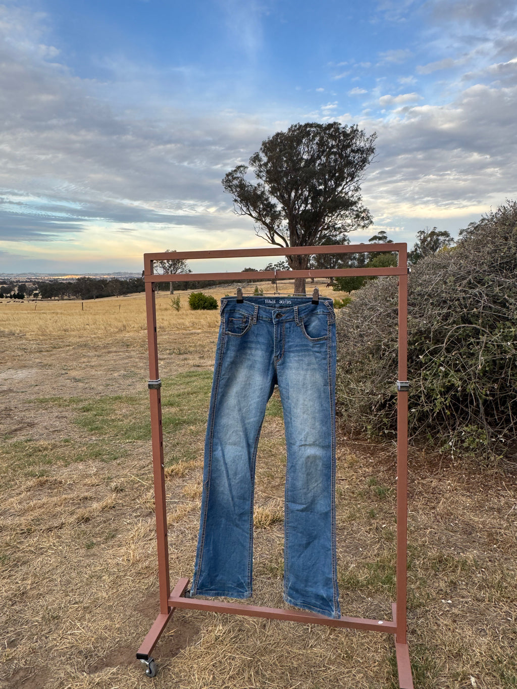 HITCHLEY AND HARROW JEANS 30/35