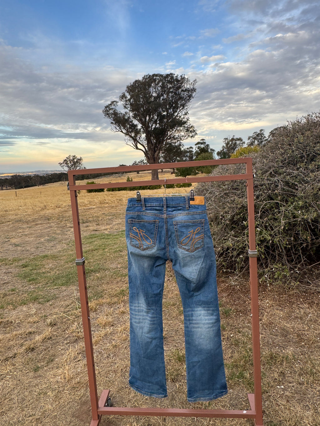 HITCHLEY AND HARROW JEANS 30/35